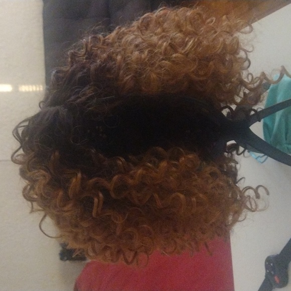 Foxy Lady Curly Ombre C Side Part Wig - Picture 2 of 10